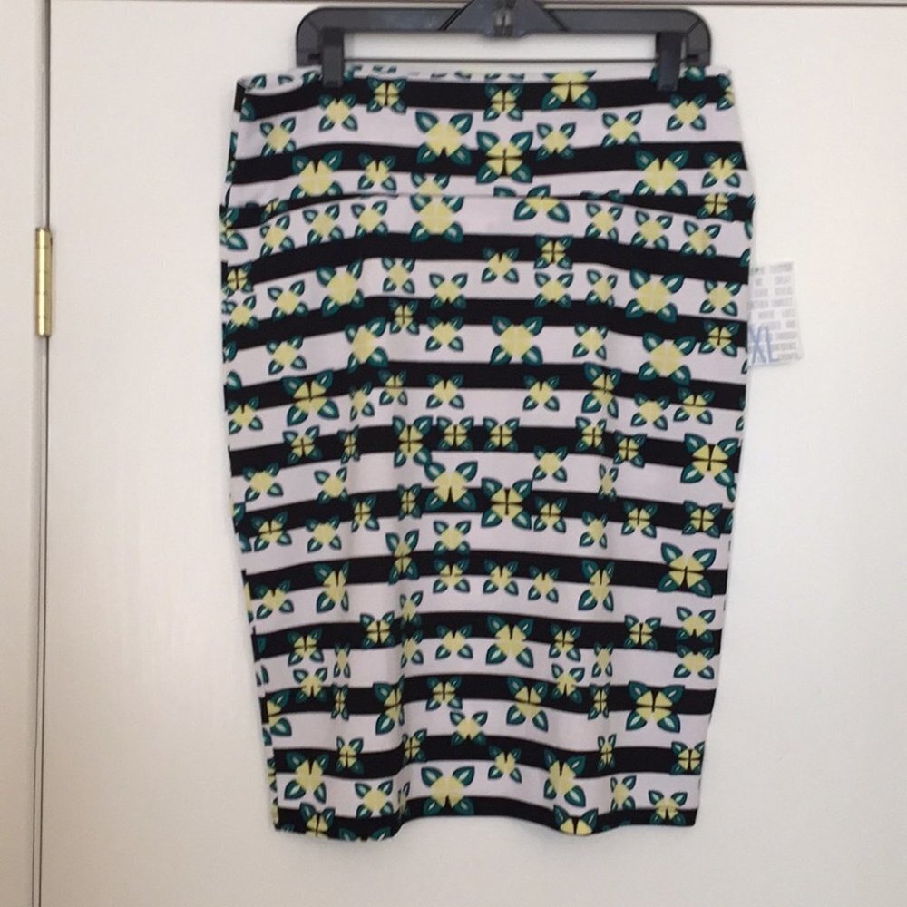 XL‎ LuLaRoe Cassie Skirt A05 1724
